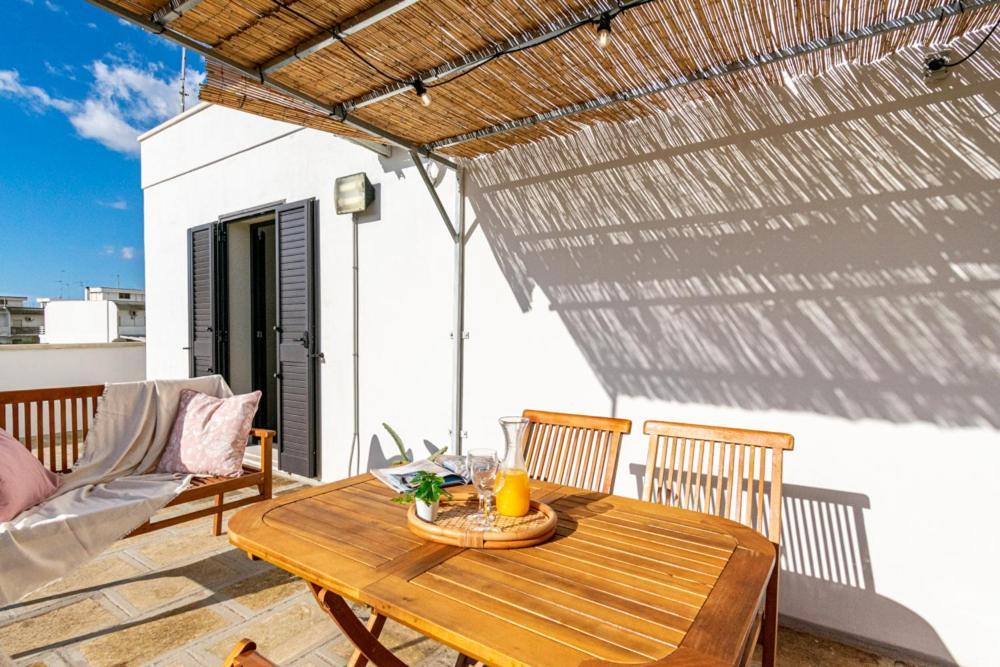 La Terrazza Di Zoe - Castromediano Cavallino di Lecce Exterior foto